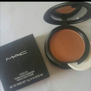 Mac NW45 Studio Fix Powder Plus Foundation